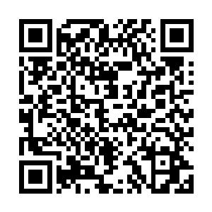 不仅仅是简单地运用舞台设计这么一个噱头来吸引顾客二维码生成