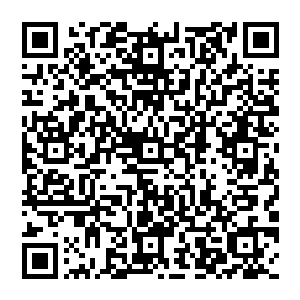 他也没打算就靠这一招便能够让这一只团队分崩离析的……不过是给他们制造一点点的不安定因素而已二维码生成