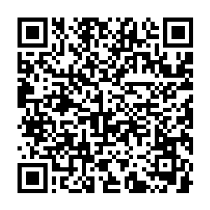 他刚刚投掷而出的小圈便是传说中仅次于三大先天法宝的最强法宝――二维码生成