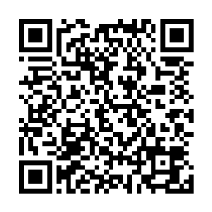 他才不止占口头便宜呢……他还想占舌尖上的便宜……走啦二维码生成