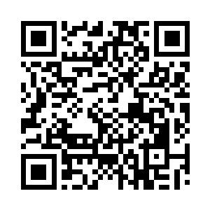 他用正用一种很失望很怨恨的眼神看着梓箐二维码生成