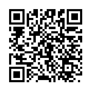 似乎小秋此时也在房间里面挨着房门在说话二维码生成