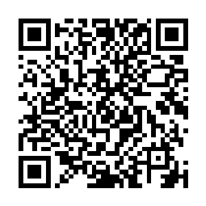 养育他们长大的义父恩人一下变成了害死他们全家的仇人二维码生成