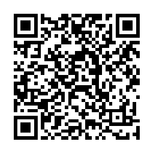 唯一的麻烦便是……他要如何让秦方相信他是真的投诚了二维码生成