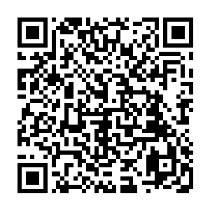 在夏儿意识到此刻两人的动作暧昧微微用力抽开腿的时候叶秋才将药瓶收起来二维码生成