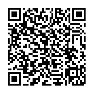 大公司必须在产业转型时期找到替代的利润点――媒体们热衷于报道电影票房二维码生成