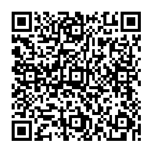 尤其是这位唐教授跟其团队专门为这种大气层外执行任务的卫星设计的抗辐射加固集成电路二维码生成