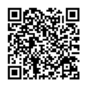 就在丁长生和一个外商在希尔顿酒店的咖啡角喝咖啡时二维码生成