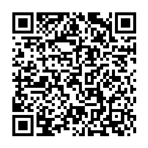 我和他上次这样两个人单独相处的情景不由的就从脑海里浮现了出来二维码生成