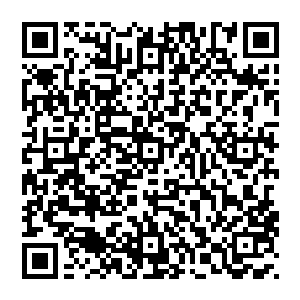 注意是今天哦~~~最后一章最后一页可以投月票的~~苹果系统可以登录网页投票~~我去关小黑屋码字等你们~~^_^二维码生成