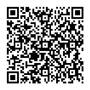 然而这次的事情已经让他们发现其实他们还是没有完全地了解了自己怀里的小女人二维码生成