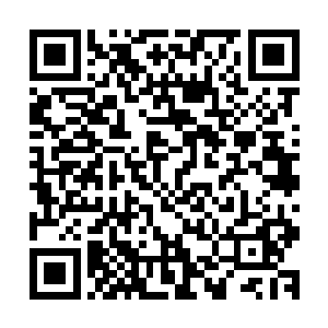 现在他算是知道为什么在录像上看到的库斯托会画着复仇妆了二维码生成