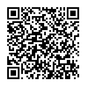 登陆了爱德华使用的邮件服务器――他在里面储存了很多谢夫的照片二维码生成