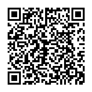 考官们还真不敢把传说中的那个人和眼前这个嬉皮笑脸的男人联系到一起二维码生成