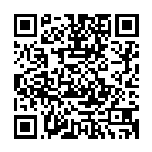 而在陌路离殇盯着李丽华糟心的琢磨要怎么接取主线任务的时候二维码生成