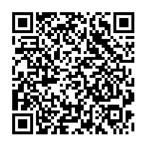 说是秦家破坏了一对真心相爱的人的姻缘――他成了有情有义的代表人物二维码生成