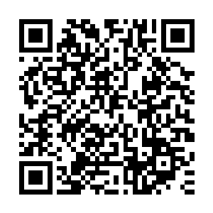 这个时候的燕京已经需要穿上御寒的风衣或者更加厚实的棉袄二维码生成