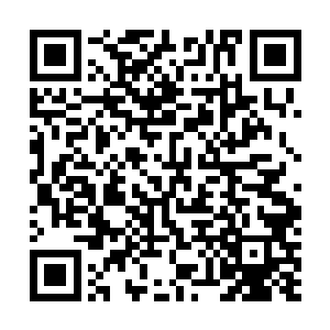 黄家儿子却晓得自家老爹无论如何也交不到穿蟒袍的大官二维码生成