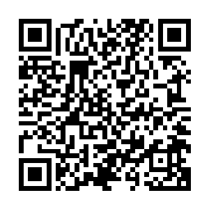 鼻翼之间萦绕的全都是专属于他的那股淡淡的薄荷清凉的气息二维码生成